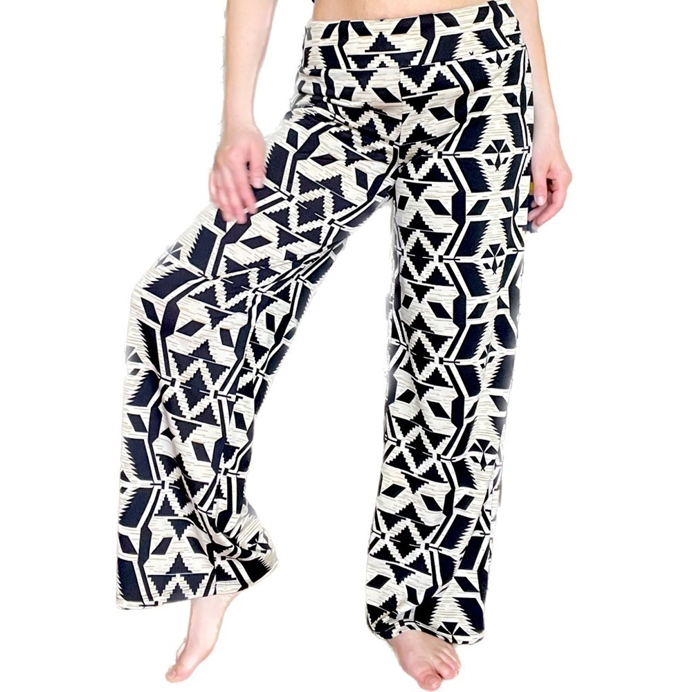 New Directions - Elastic waist size medium